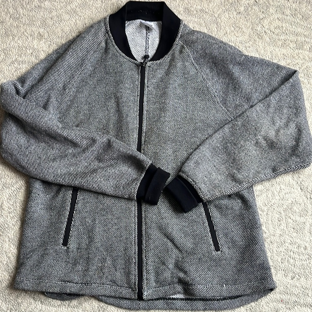 Woman's Jockey Full Zip Sweater Size Medium